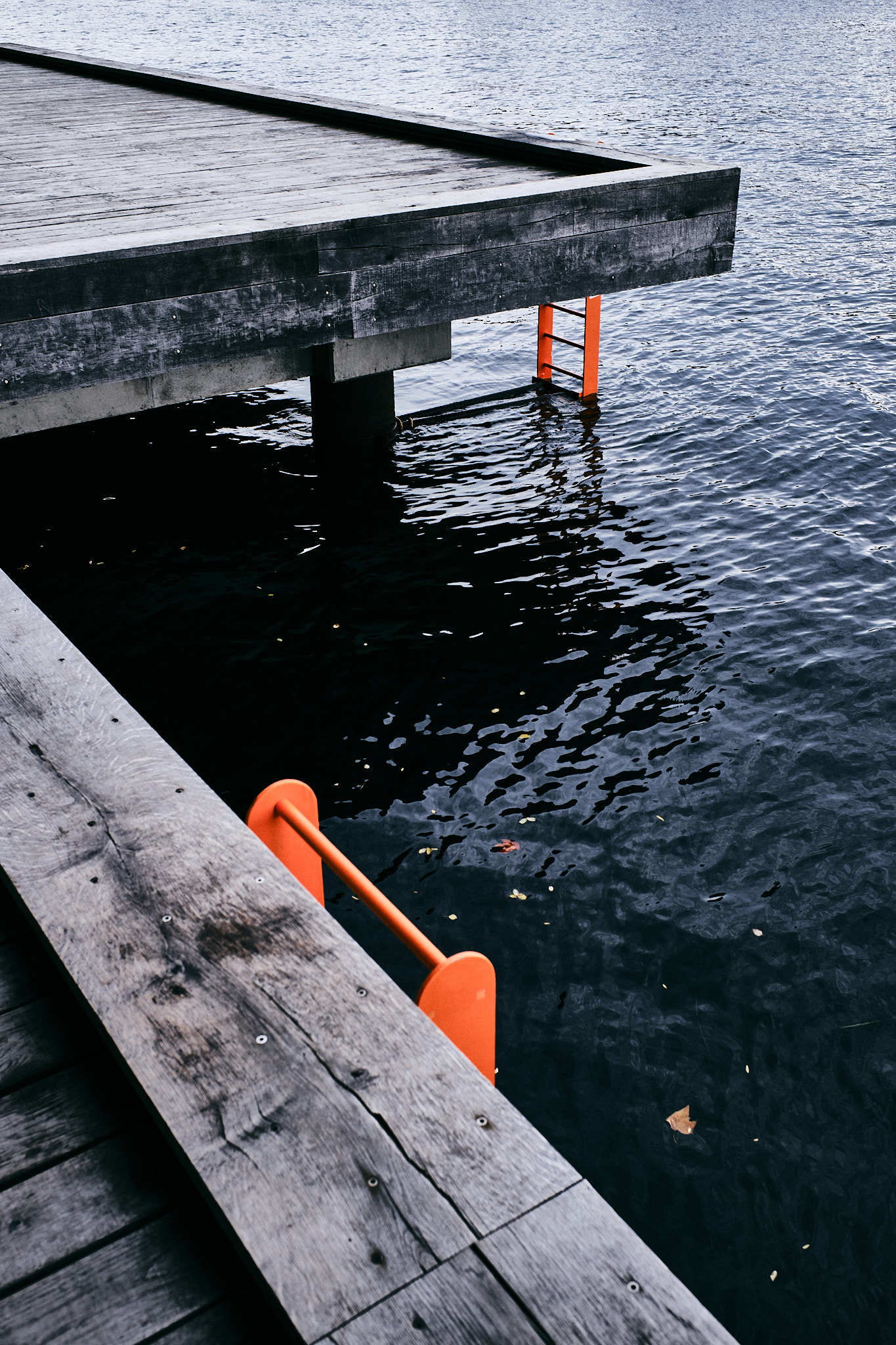 The Orange Dock - Streetfoto København